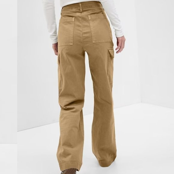 Gap Loose Khaki Cargo Pants with Washwell - Picture 2 of 12